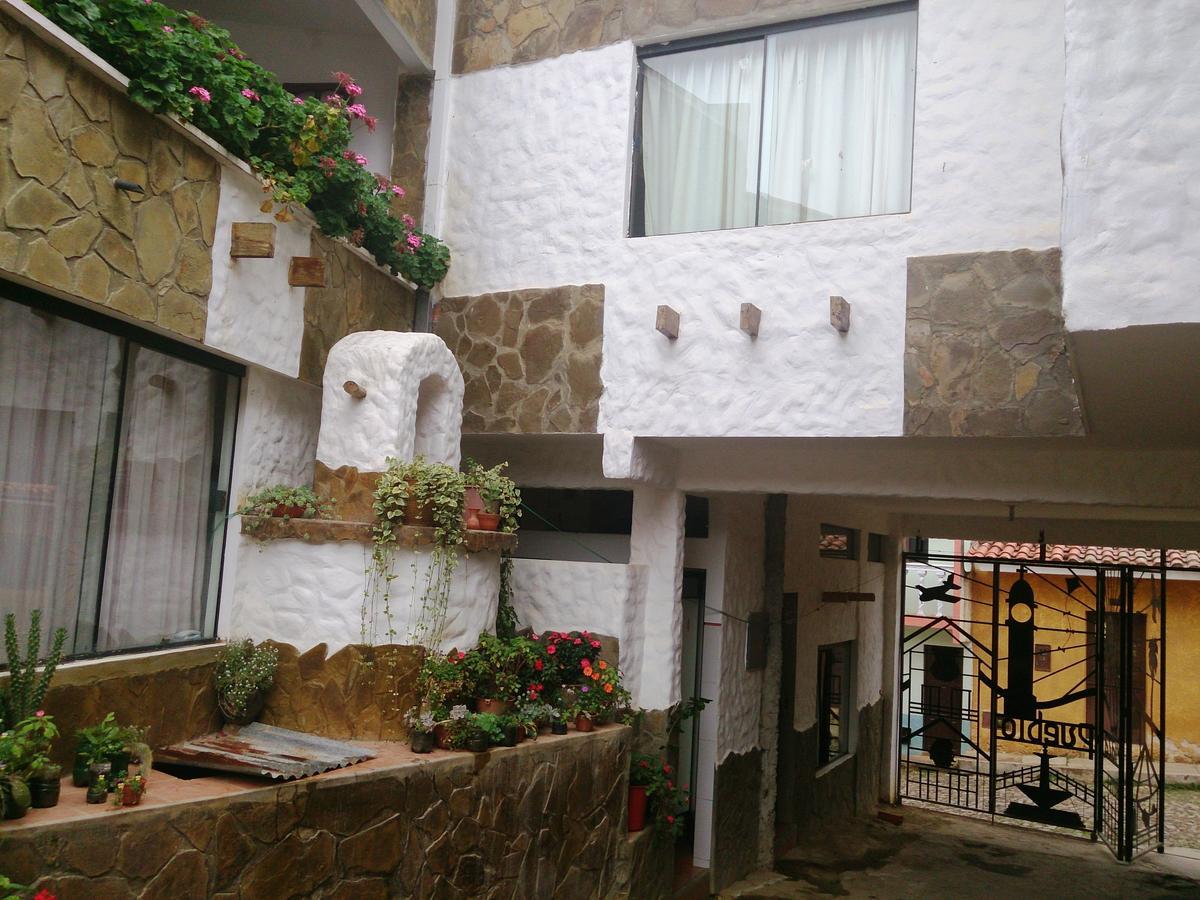 Plaza Pueblo Hotel Vallegrande Exterior photo